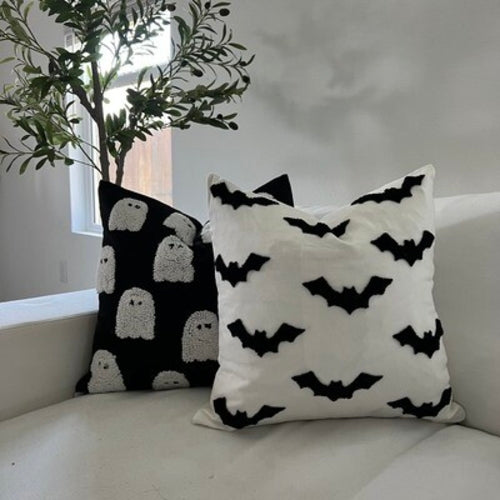 Halloween throw pillow cover (20x20 inch)